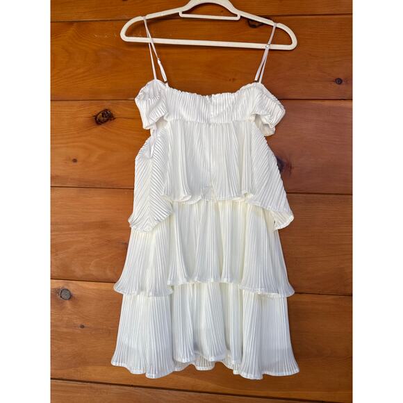NWT Lulus Sleek Dedication White Satin Plisse Cutout Tiered Mini Dress Size XL - Picture 4 of 6